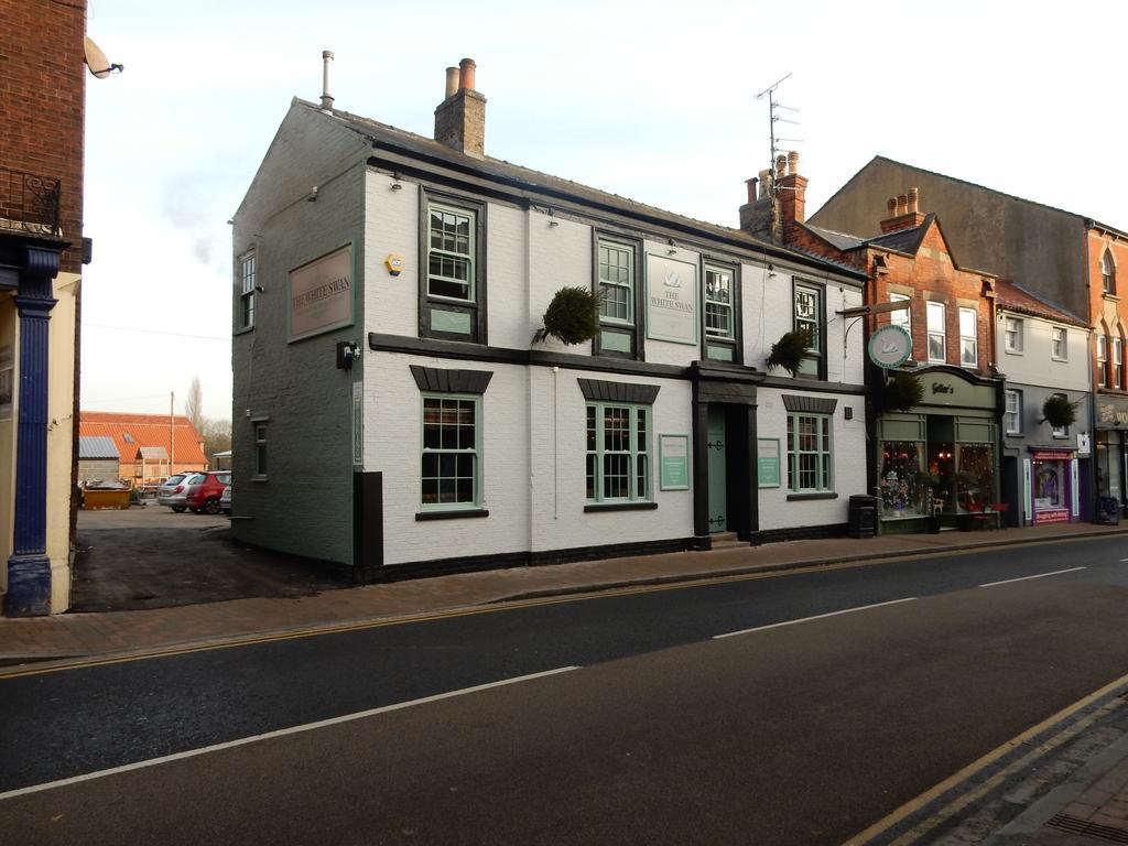 The White Swan Hotel Market Rasen Bagian luar foto